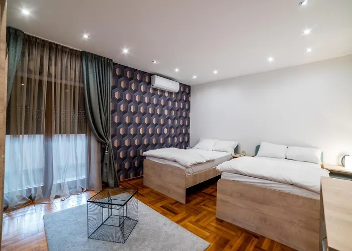 Alrawda アパート *